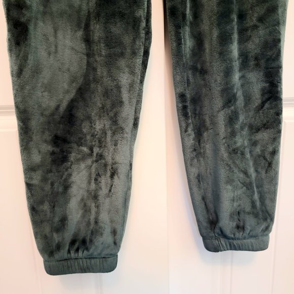 Athleta Size Small Double Cozy Karma Velour Recovery Joggers Plush Fleece Green - Picture 5 of 13